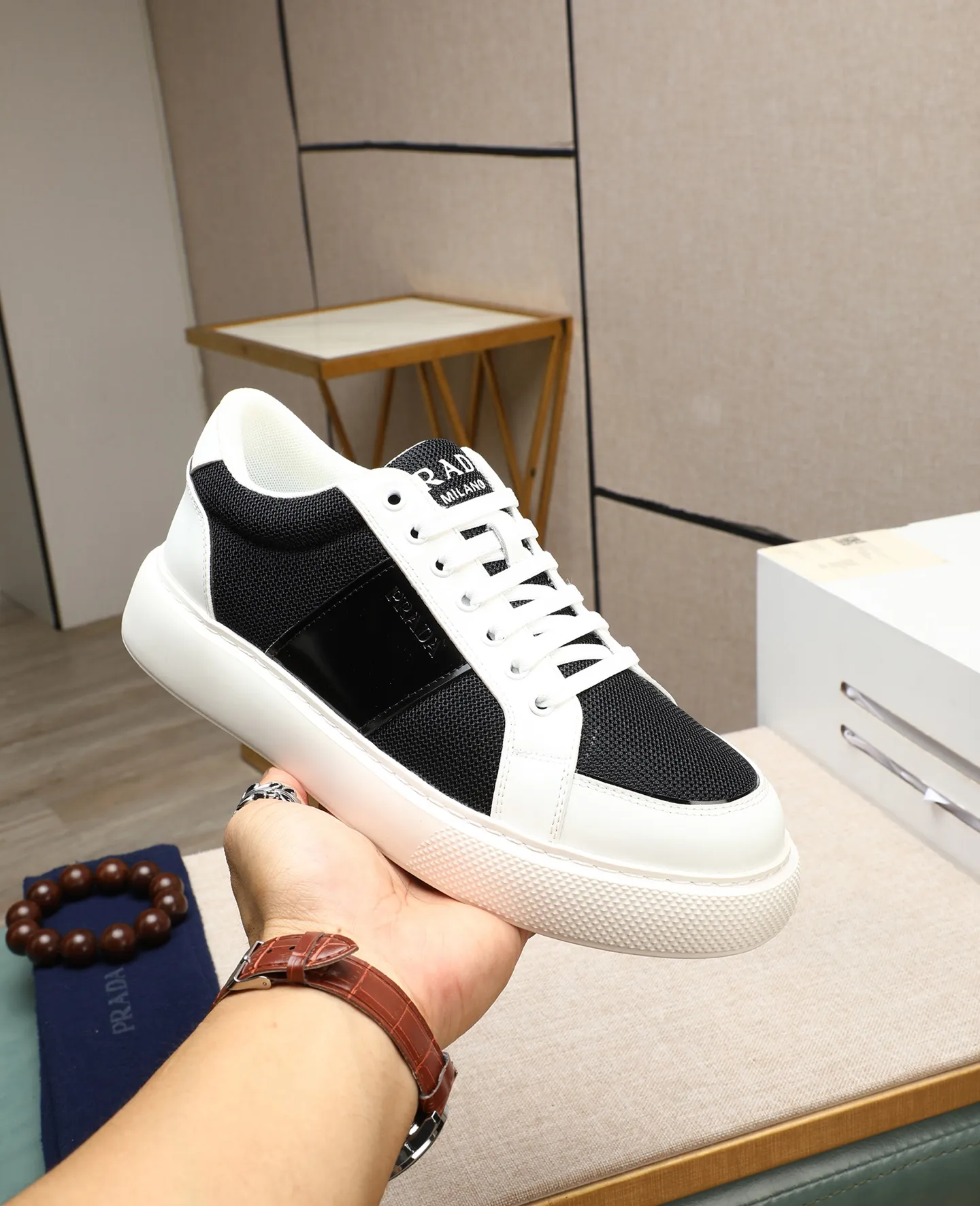 Men's shoes 💰580 [PRADA] Prada - High-end quality original order - Upper: 🔝 silk calfskin, brand canvas cloth, brand metal fasteners - Lining: mesh, foot pads; top-grade cowhide - Outsole: ultra-light TPU foam; molded outsole - Ultra-high quality control·Fine workmanship: highlighted (high-end·luxury·grade) -Size: 38-44 (45 can be customized) Wang